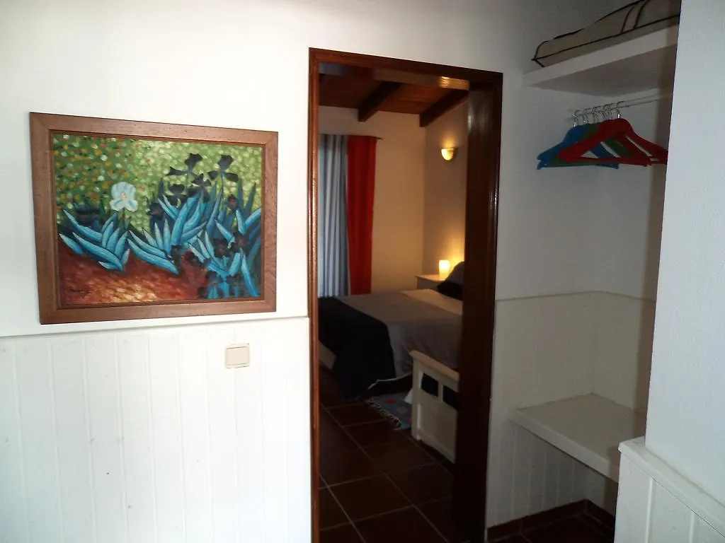 Guest house Horta Velha / Monte Alegre Hotel Odeceixe